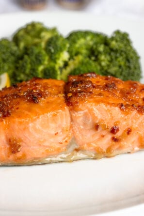 Broiled Salmon with SpicyMaple Syrup