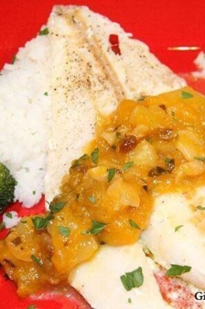 lime fish with garlic mangoes sauce