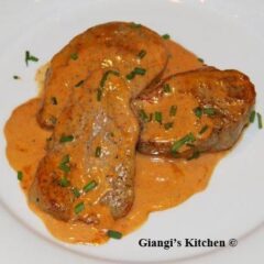 Medallions of pork tenderloin with creamy guajillo sauce