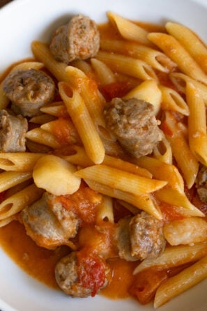 Penne Pasta with Sausage and Tomatoes Ingredients