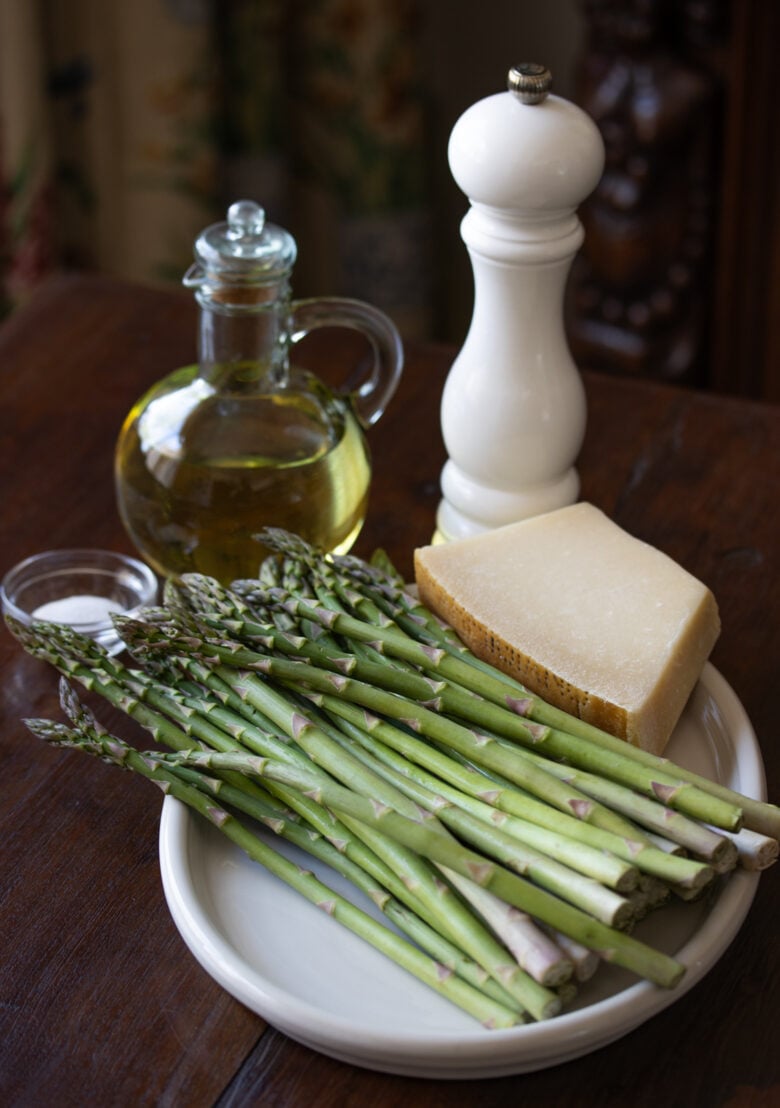 Roasted Parmesan Asparagus ingredients