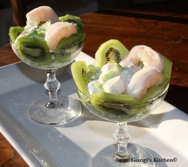 prawns cocktail with kiwis