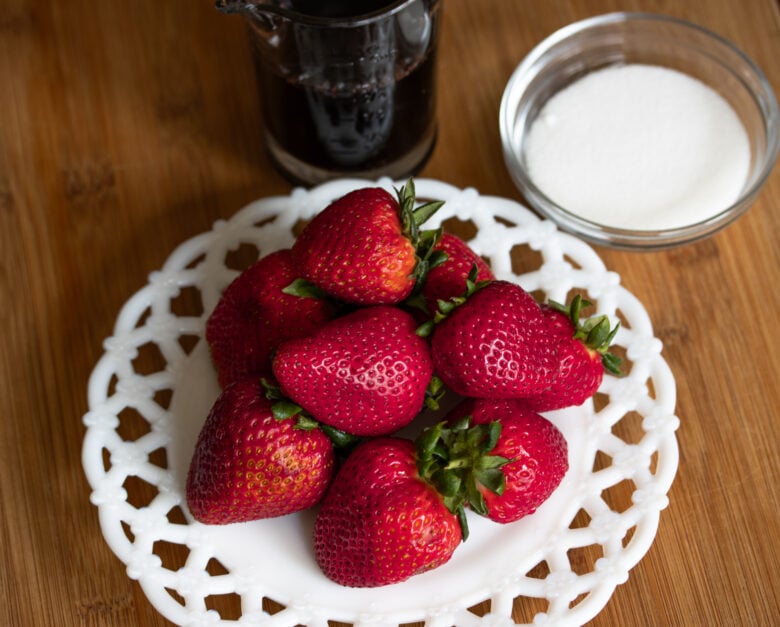 Strawberry in Wine ingredients