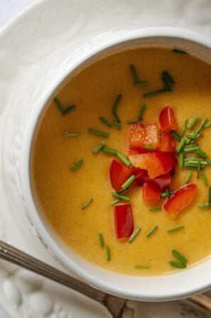 Roasted bell peppers cream soup