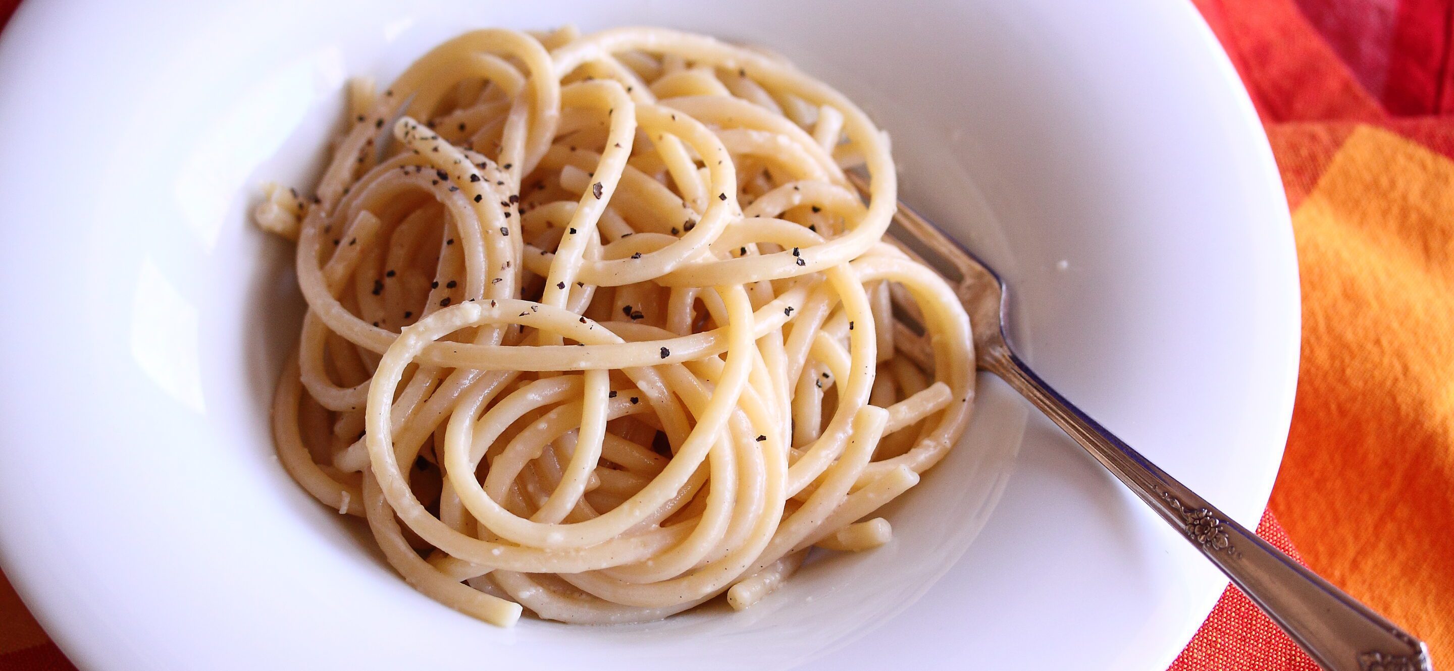 Bucatini Cacio e Pepe