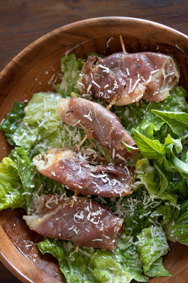 Caesar's Salad Dressing with Shrimps Saltimbocca