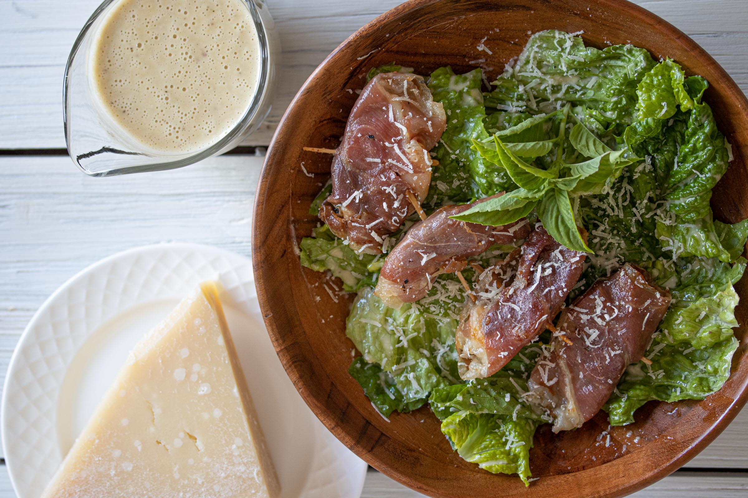 Caesar’s Salad Dressing With Shrimps Saltimbocca