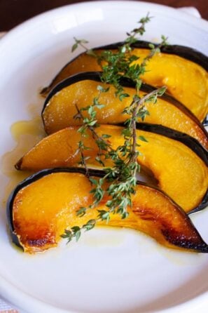 Green Acorn Squash With Honey Vinaigrette