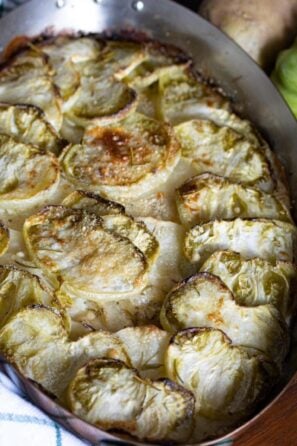 Potato and green tomato gratin