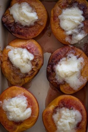 mascarpone roasted peaches