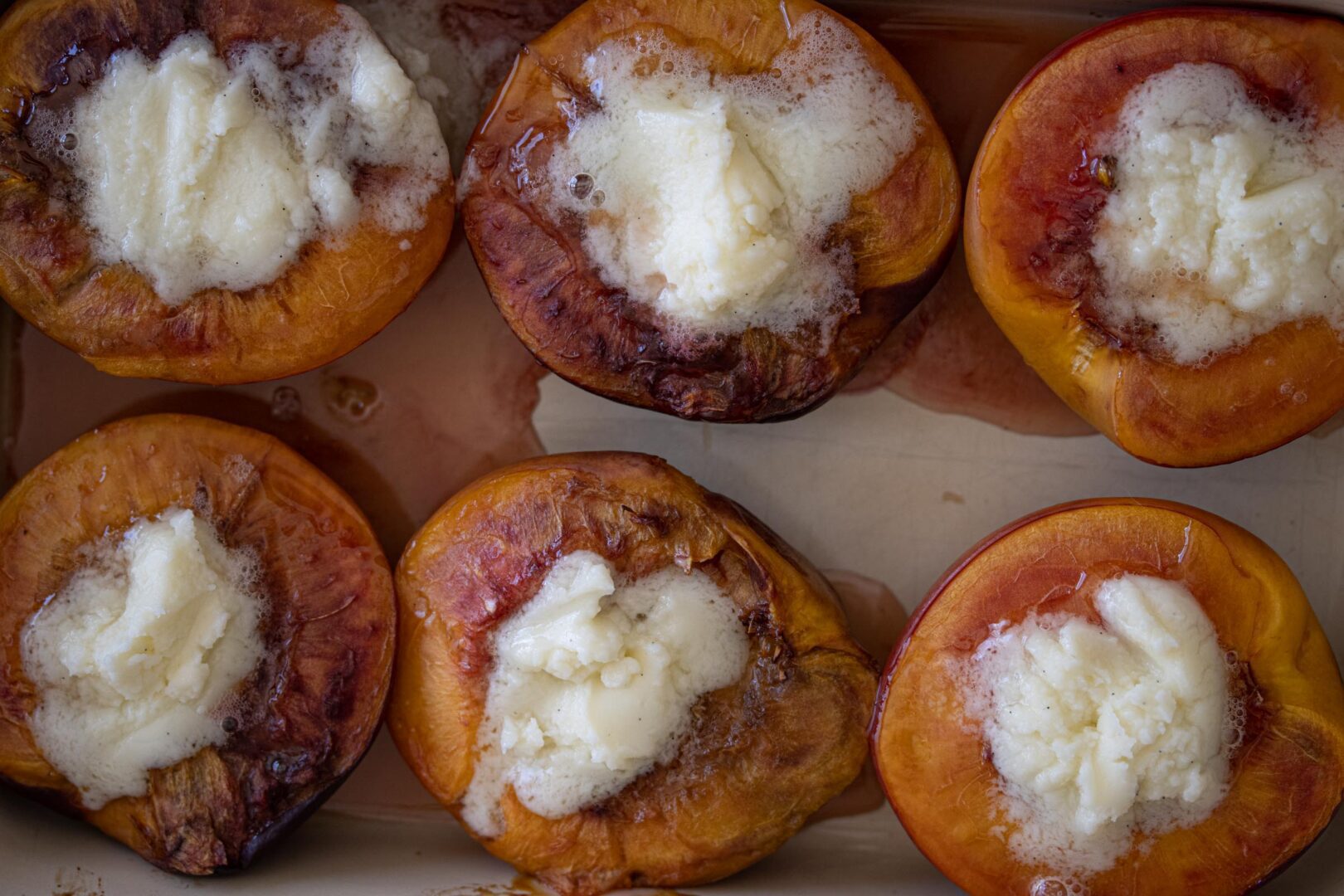 mascarpone roasted peaches