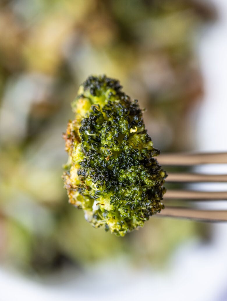 oven roasted broccoli with lemon and garlic