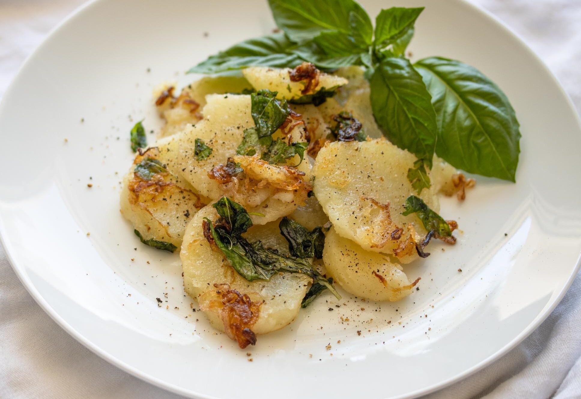 potatoes with basil