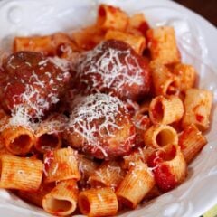 Ricotta Meatballs With Simple Tomato Sauce