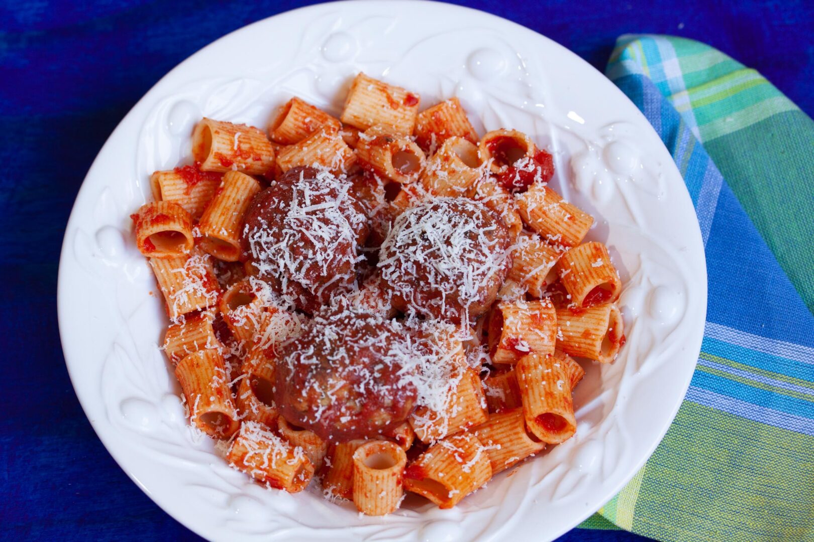 Ricotta Meatballs With Simple Tomato Sauce