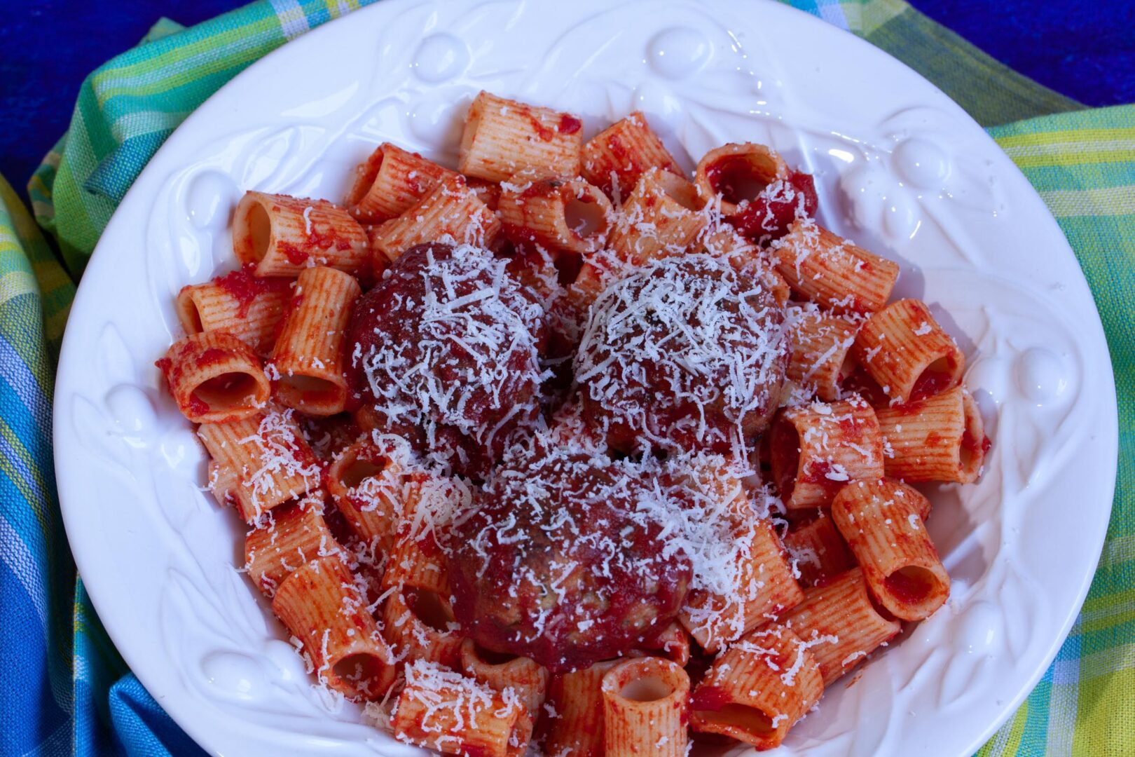 Ricotta Meatballs With Simple Tomato Sauce