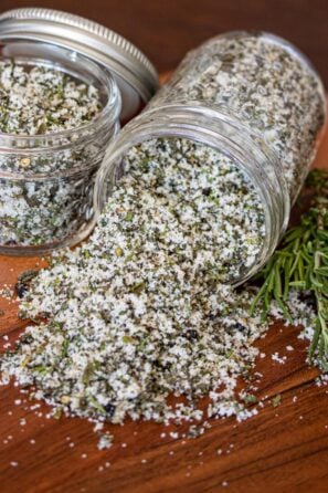 fresh herbs, garlic and salt rub