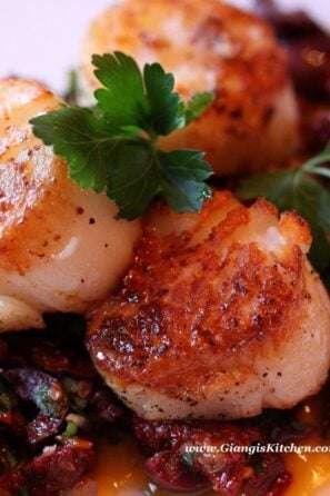 seared sea scallops with garlic