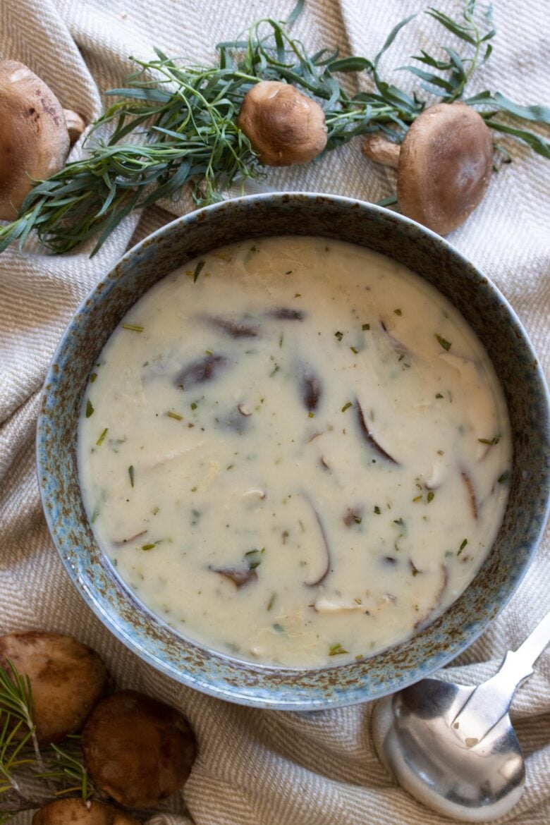 shiitake mushroom gravy in bowl