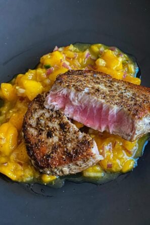 yellowfin tuna with spicy mango salsa